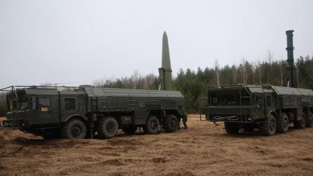 Rusiya Belarusu öz ərazisi kimi qoruyacaq