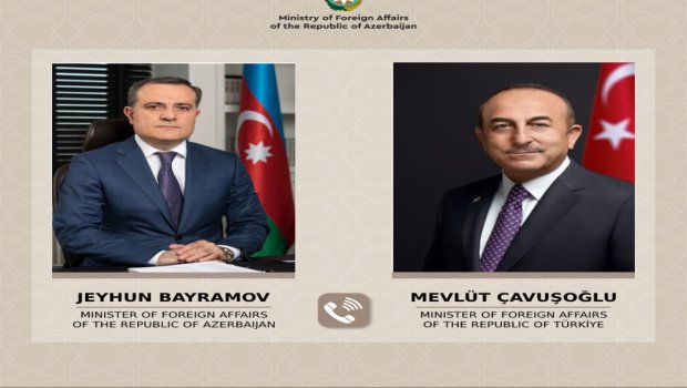 Mövlud Çavuşoğlu Ceyhun Bayramova zəng etdi - Başsağlığı verdi