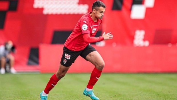 Rusiyalı milyonçunun oğlu Azərbaycan millisində oynamaq istəyir