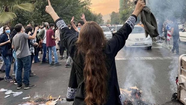 İran hicaba riayət etməyənlərə qarşı mübarizəni GÜCLƏNDİRİR
