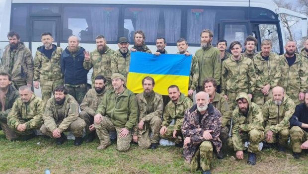 130 ukraynalı əsir azad edildi - VİDEO