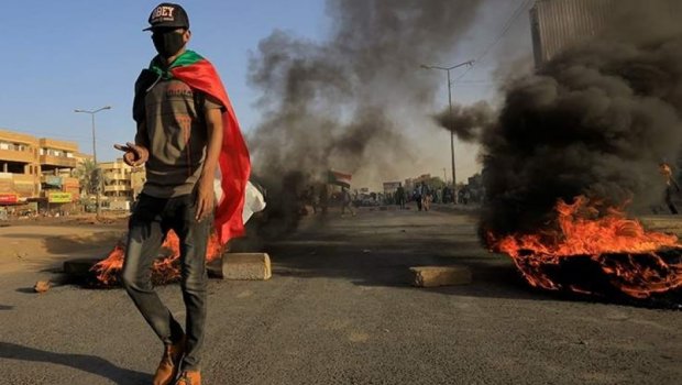 SON DƏQİQƏ: ABŞ-ın Sudandakı səfirliyinin avtomobili atəşə tutulub