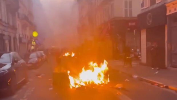 Makronun çıxışından sonra Fransada etiraz aksiyaları yenidən ALOVLANDI - VİDEO