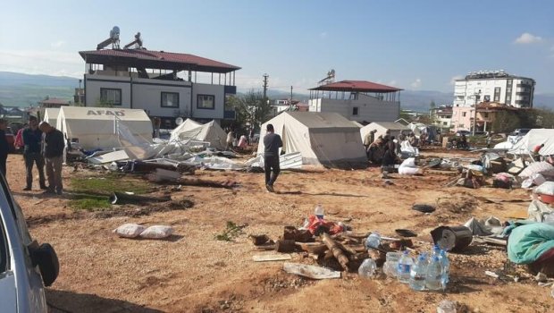 Kahramanmaraşda indi də fırtına dağıntılara SƏBƏB OLDU 