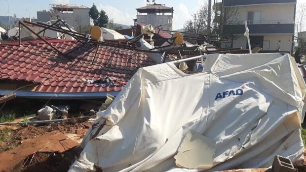 Türkiyədən ÜZÜCÜ XƏBƏR: Fırtına güclənir, ölən və yaralılar var - VİDEO 