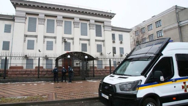 Kiyev Şəhər Şurası Rusiya səfirliyi ilə torpaq icarəsi müqaviləsinə XİTAM VERDİ 