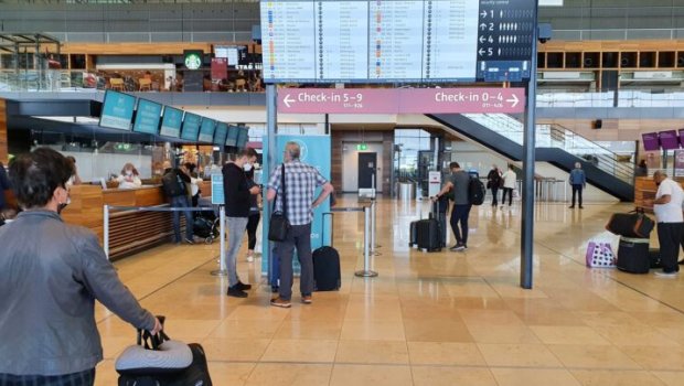 Berlin aeroportunun fəaliyyəti İFLİC OLDU 