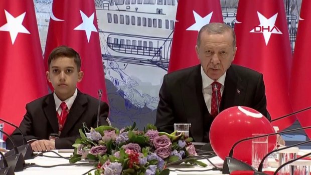 Ərdoğan: “Uşaqlarımızı arzularına çatdırmaq üçün 21 il gecə-gündüz çalışdıq”