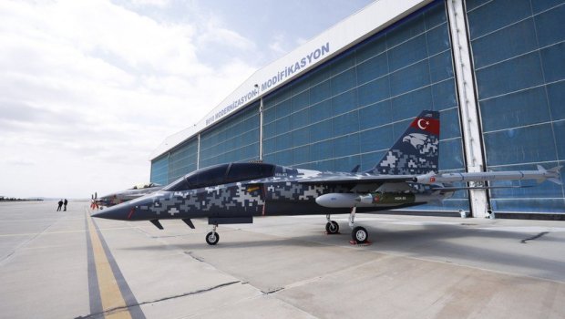 Türkiyənin “Hürjet” təyyarəsi ilk uçuşunu həyata keçirdi