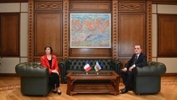 Azərbaycan və Fransa XİN rəhbərlərinin təkbətək görüşü keçirilir - VİDEO