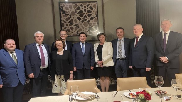 Hikmət Hacıyev Baltikyanı və Skandinaviya ölkələrinin səfirləri ilə görüşüb