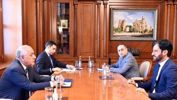 Əli Əsədov Beynəlxalq Avtomobil Federasiyasının prezidenti ilə görüşüb