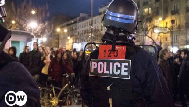 Fransada küçə yarışlarında şübhəli bilinən 400-dən çox şəxs həbs edilib