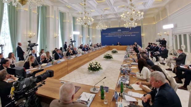 İlham Əliyev: “Azərbaycanla Mərkəzi Asiya ölkələri arasında fəal dialoq mövcuddur”