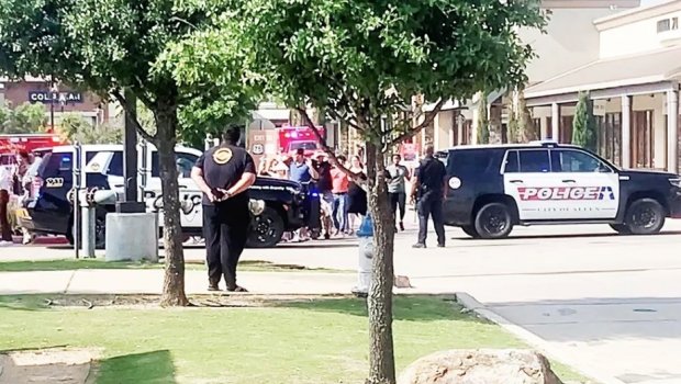 Ticarət mərkəzində atışma: 8 nəfər öldü - VİDEO