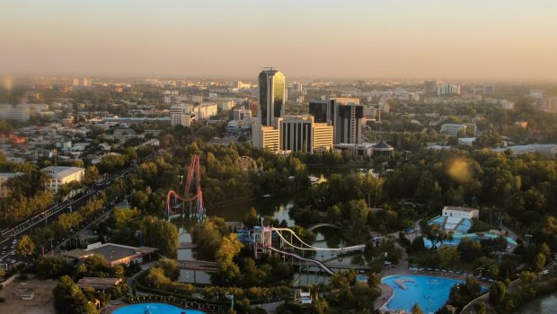 Özbəkistanda növbədənkənar prezident seçkiləri keçiriləcək