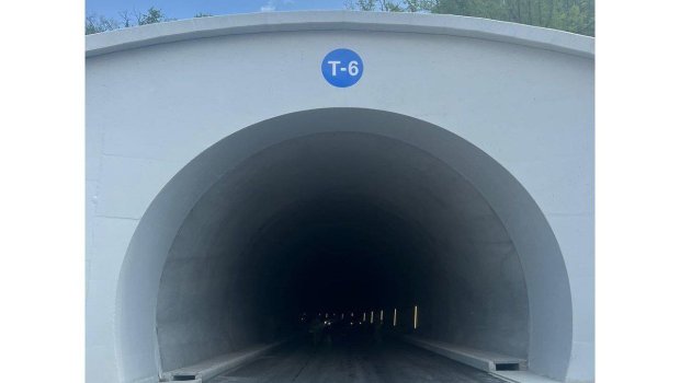 İlham Əliyev Şuşaya gedən tuneldə avtomobil sürdü - VİDEO