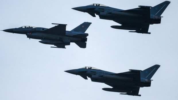 NATO təyyarələri Qara dəniz bölgəsində yüksək vəziyyətinə GƏTİRİLİB 