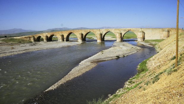 Arazın suyunun Ermənistan tərəfindən çirkləndirilməsi təsdiqini tapdı