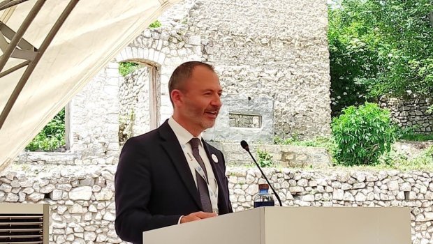 Regis Agut: Heydər Əliyevin rəhbərliyi ilə Azərbaycan özünü etibarlı qlobal tərəfdaş kimi təsdiq etdi