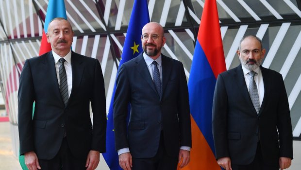 Brüsseldə İlham Əliyev, Nikol Paşinyan və Şarl Mişelin görüşü başladı - FOTO/VİDEO