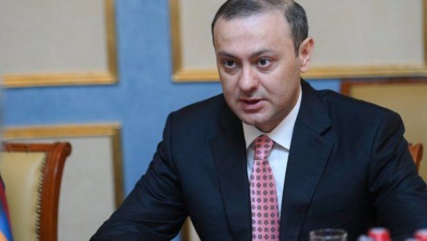 Armen Qriqoryan: “Biz pulunu ödədiyimiz silahları Rusiyadan almamışıq”