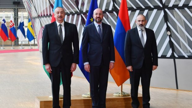 İlham Əliyevin Mişel və Paşinyanla üçtərəfli görüşü başa çatdı - 4 saat DAVAM EDİB