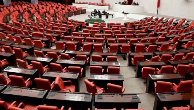 Türkiyədə ata və oğul deputat SEÇİLDİ - FOTO