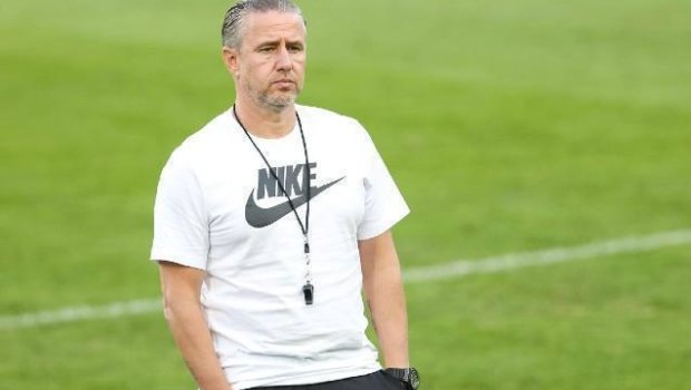 “Neftçi”nin baş məşqçisi bu klubla danışıqlar aparır