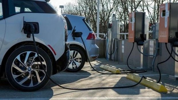Azərbaycana elektrik avtomobillərinin idxalı 6 dəfədən çox artıb
