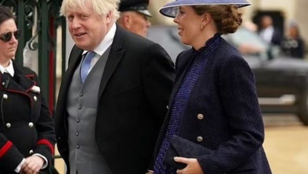 Conson səkkizinci dəfə ata olacaq