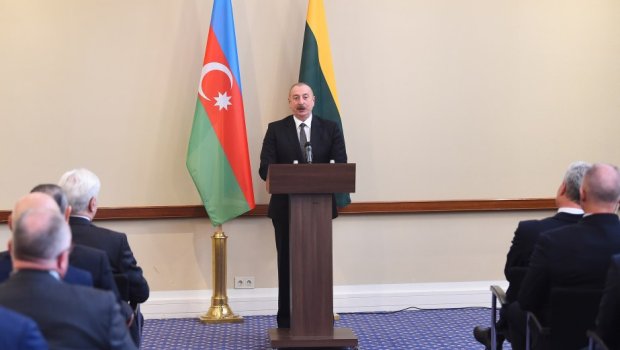 Prezident: “Azərbaycanın və Litvanın biznes subyektləri və sahibkarları arasında təmaslara əhəmiyyət veririk”