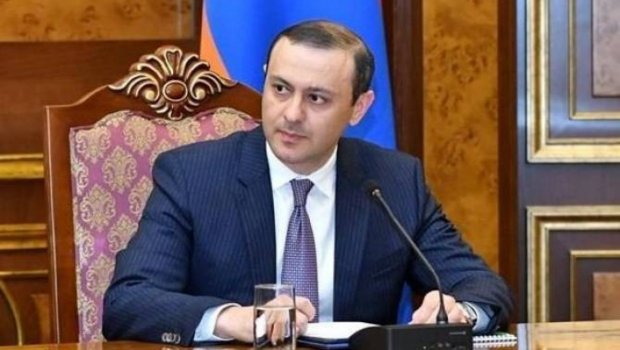 Qriqoryandan sərsəm AÇIQLAMA: \