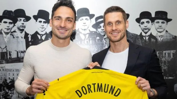 “Borussiya” Hummelslə müqaviləni yenilədi