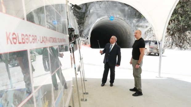 Prezident Toğanalı-Kəlbəcər-İstisu və Kəlbəcər-Laçın yolunda görülən işlərlə tanış olub - FOTO/VİDEO 