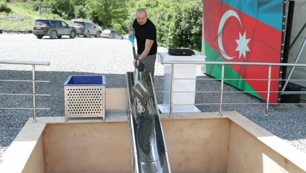 Prezident Kəlbəcərin Yanşaq və Zallar kəndlərinin TƏMƏLİNİ QOYDU - FOTO/VİDEO