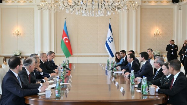 Azərbaycan və İsrail prezidentlərinin geniş tərkibdə görüşü keçirilib - VİDEO