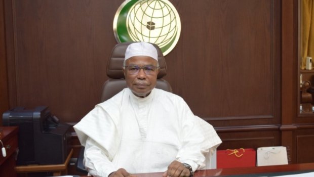 Baş katib: “İƏT Azərbaycanla sıx əlaqələri yüksək qiymətləndirir”