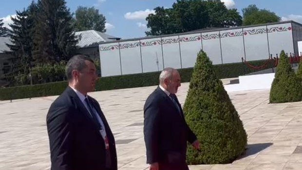 Paşinyan Kişinyovda azərbaycanlı jurnalistin sualından çəkindi - ANBAAN VİDEO