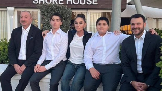 Prezidentin ailə üzvləri ilə səmimi FOTOLARI 