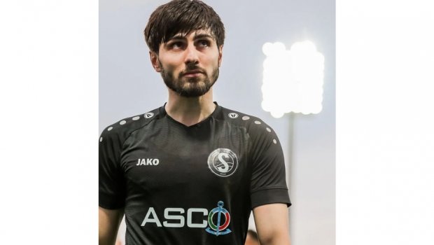 “Səbail” klubu futbolçusu Vüqar Həsənovla müqaviləni yeniləyib