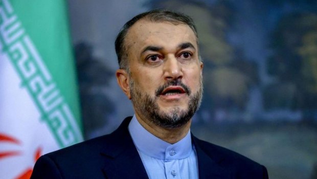 İranın xarici işlər naziri türkiyəli həmkarına zəng etdi