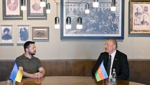 Ukraynanın nazir müşaviri: “Liderlərin görüş zamanı ingiliscə danışmaları dünyaya mesaj idi”