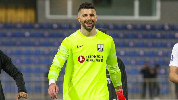 İvan Brkiç “Neftçi” ilə müqaviləni UZATDI 