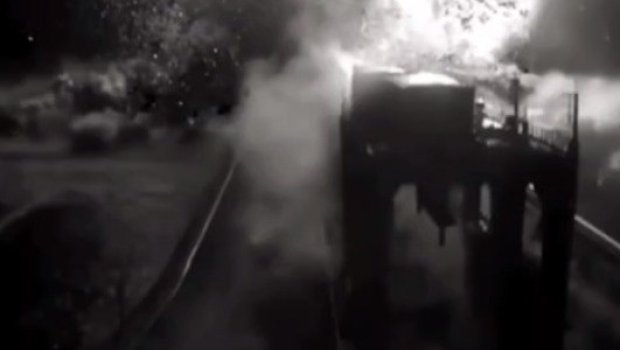 Ukraynada SES-in vurulma anı - VİDEO 