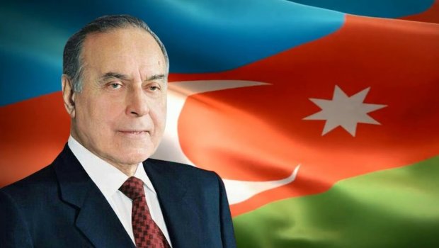 Livan mətbuatında ümummilli liderlə bağlı məqalə dərc OLUNDU - FOTO