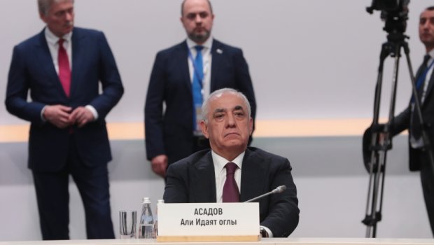 Əli Əsədov MDB Hökumət Başçıları Şurasının üzvlərinin Putinlə görüşündə iştirak edib