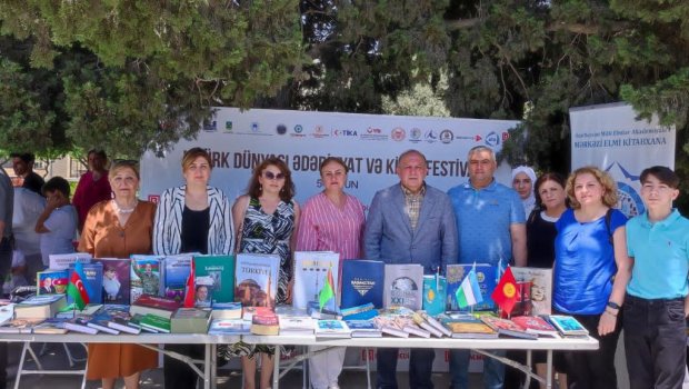 Mərkəzi Elmi Kitabxana Kitab Festivalında öz nəşrləri ilə təmsil olundu - FOTO