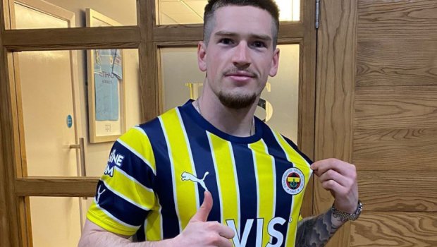 “Fənərbağça” “Reyncers”in futbolçusunu transfer etdi