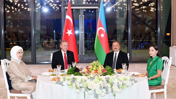 “Gülüstan” sarayında Ərdoğana xoş bir SÜRPRİZ - VİDEO